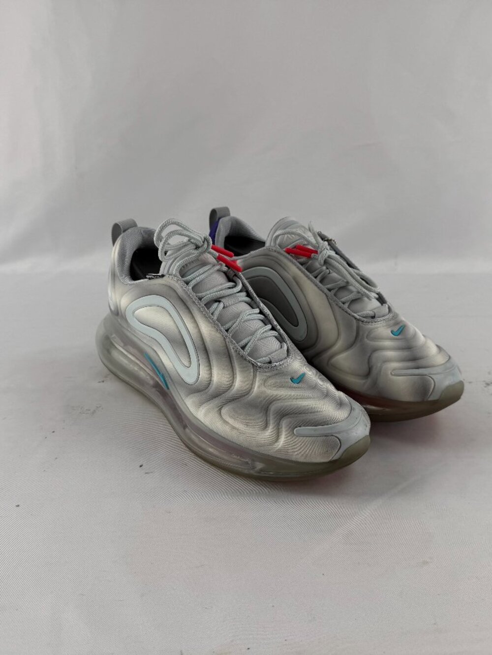 Nike Air Max 720 Metallic Silver Multi Women Athletic Sneakers Shoes Size 8.5